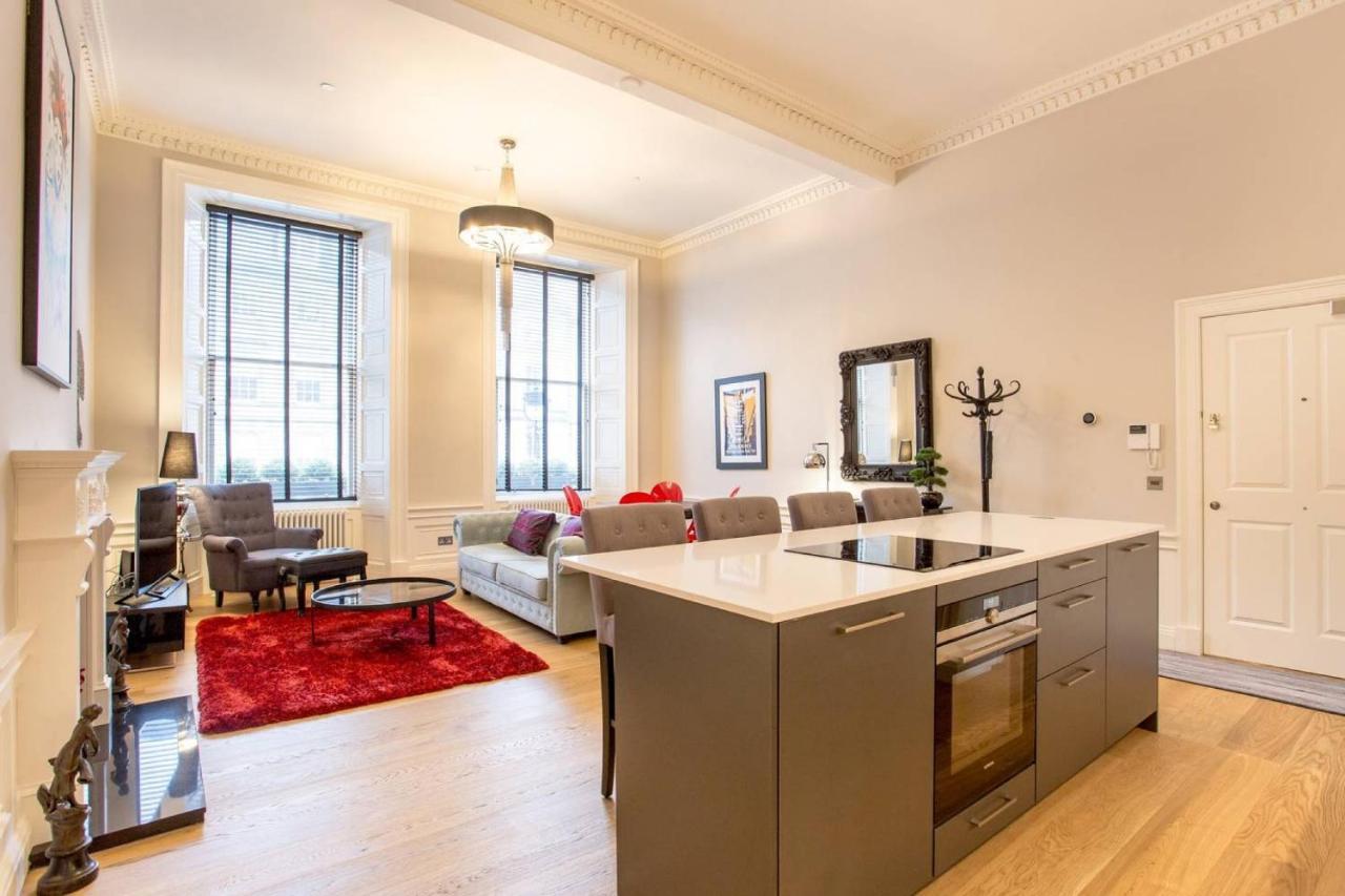 Joivy Exquisite Flat In The City Centre Edinburg Exteriör bild