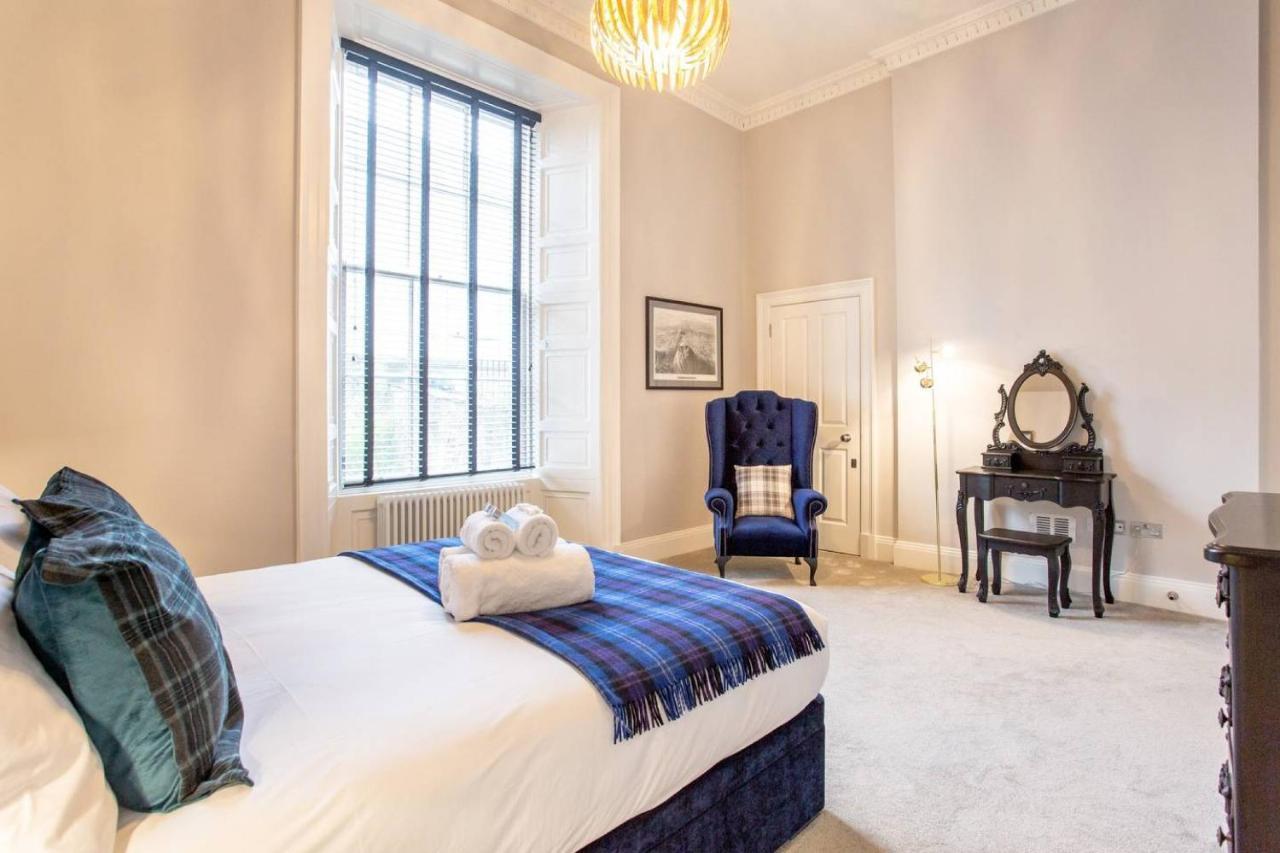 Joivy Exquisite Flat In The City Centre Edinburg Exteriör bild