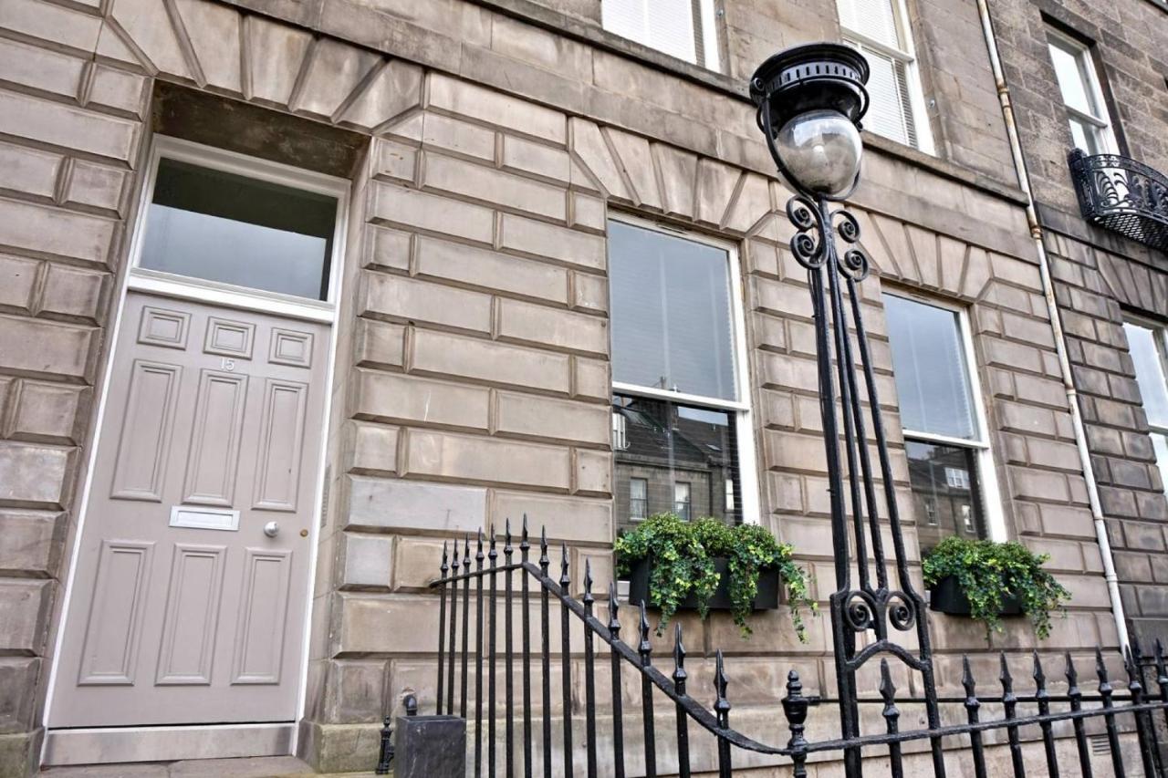 Joivy Exquisite Flat In The City Centre Edinburg Exteriör bild
